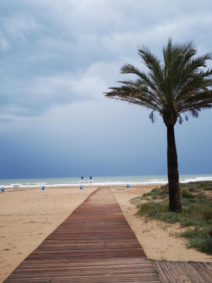 شقة Hola غانديا المظهر الخارجي الصورة